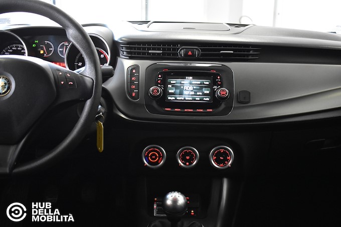 ALFA ROMEO Giulietta 1.6 JTDm-2 105 CV Distinctive